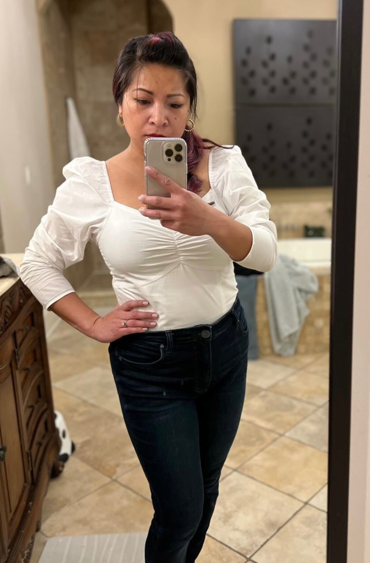 Priscilla | 34DD | S